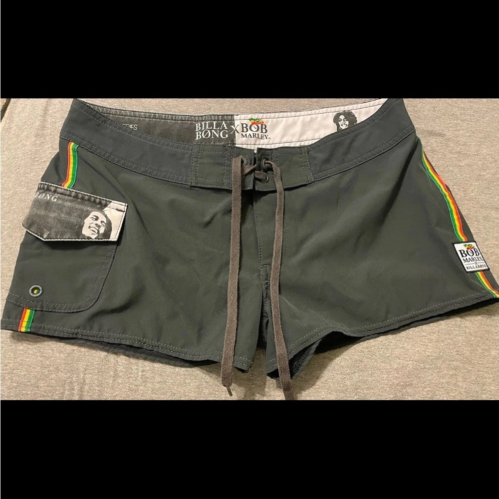Billabong Bob Marley Women's Rasta Jamaican Surf Swim Dark Gray Shorts Sz 3 GUC
